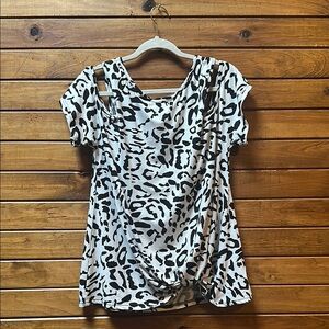 Animal Print Women's Cold-Shoulder Top XL